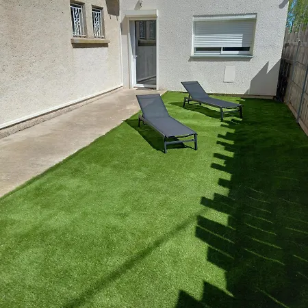 60m2, 15km 2lits Parking Gratuit Appartement